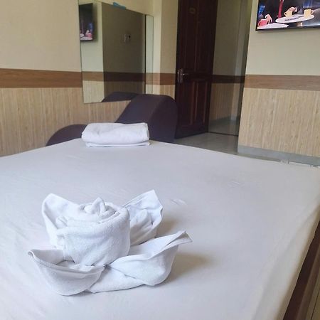 Damry Hotel Ho Chi Minh-stad Buitenkant foto
