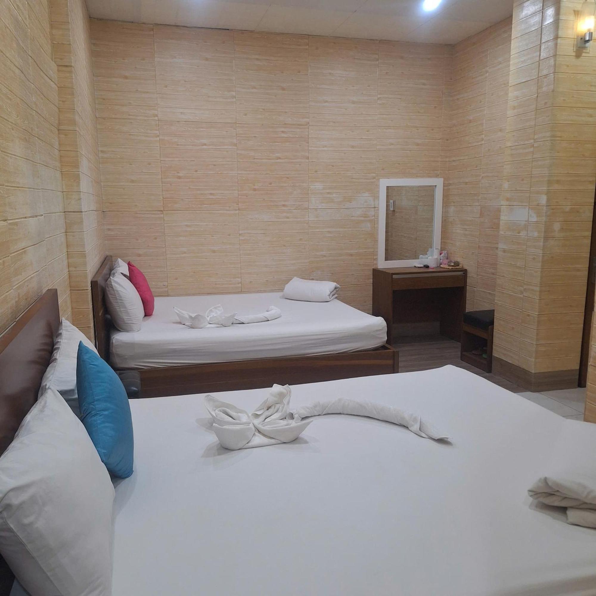 Damry Hotel Ho Chi Minh-stad Buitenkant foto